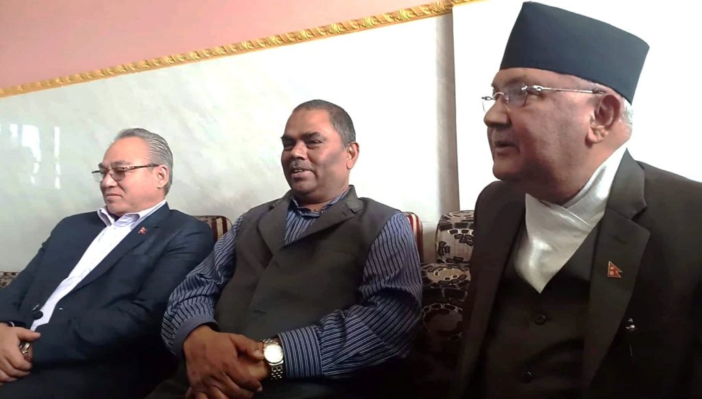 नेकपालाई झटारो: समाजवादी पार्टीले दियो सरकार छोड्ने चेतावनी