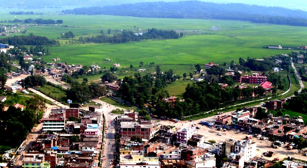 दवावका बीच बल्ल दैलेखका कोरोना संक्रमित युवालाई सुर्खेत लगियो