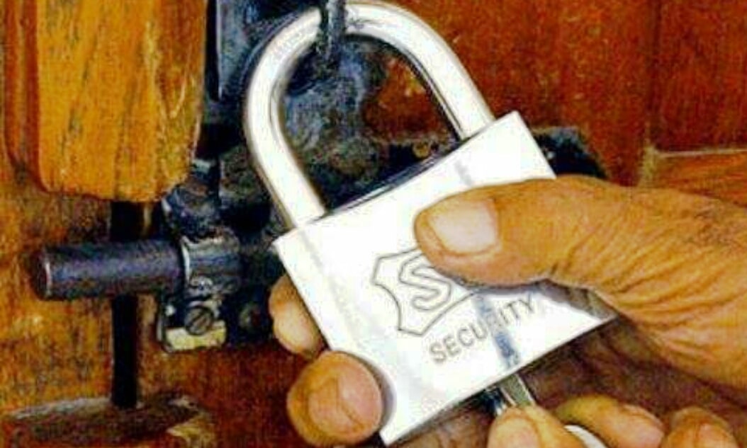 नेपाल मेडिकल कलेजमा तालाबन्दी image