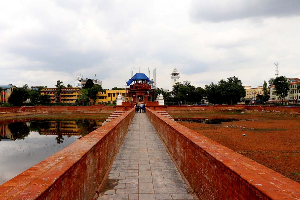 ऐतिहासिकत रानीपोखरीमा पानी जम्मा पारिदै ……