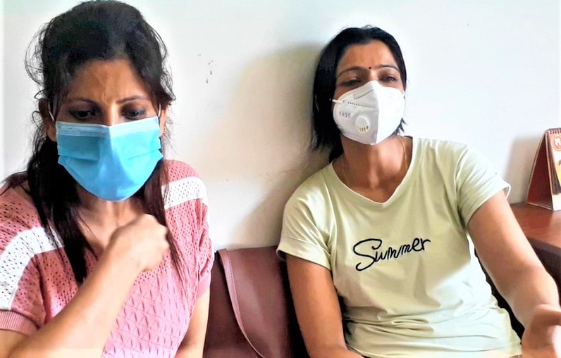 हाकिमलाई कुटपिट गर्ने महिला कर्मचारी बर्खास्त image