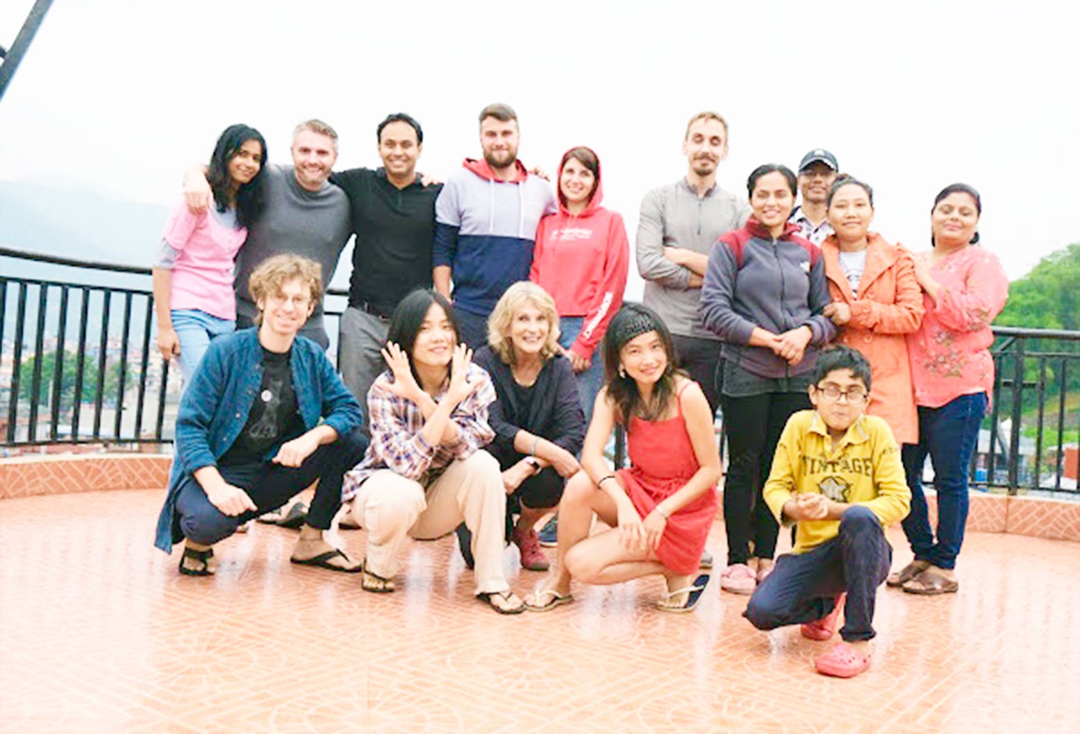 कोभिड संकटमा अझै १० हजार विदेशी नेपालमै image