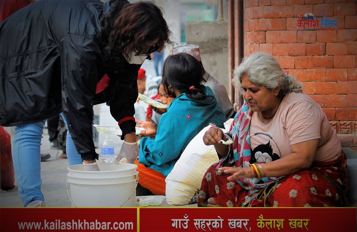 पानी माग्दा त लखेट्छन्, के को छिमेकीले खाना दिन्थ्ये ? image