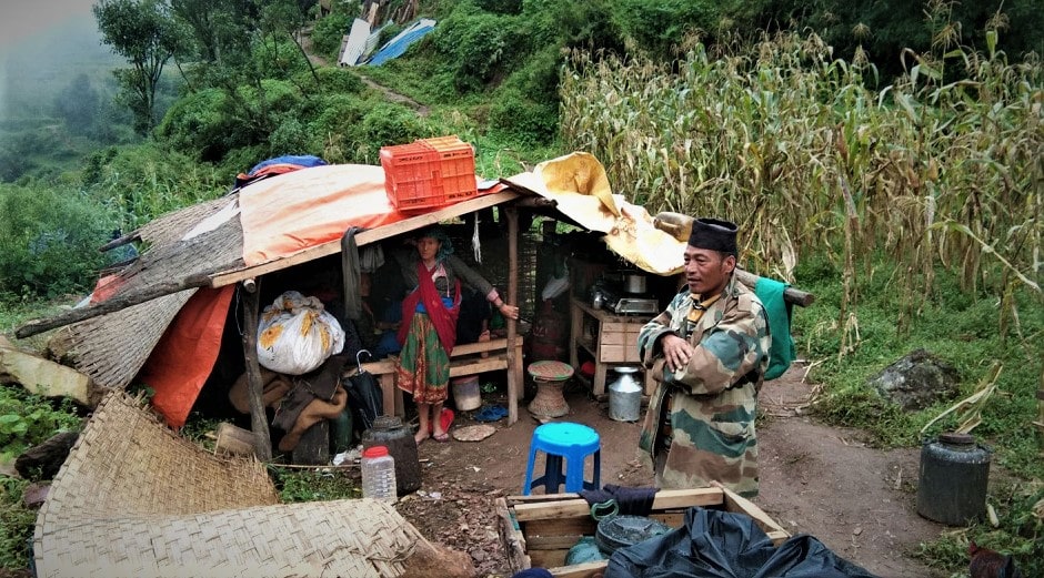 संकलित राहत सामग्री नगरपालिकामा कुहिँदा पनि विस्थापित भोकै रात कटाउन बाध्य image