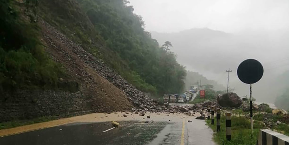  नारायणगढ–मुग्लिन सडकखण्ड अवरुद्ध image