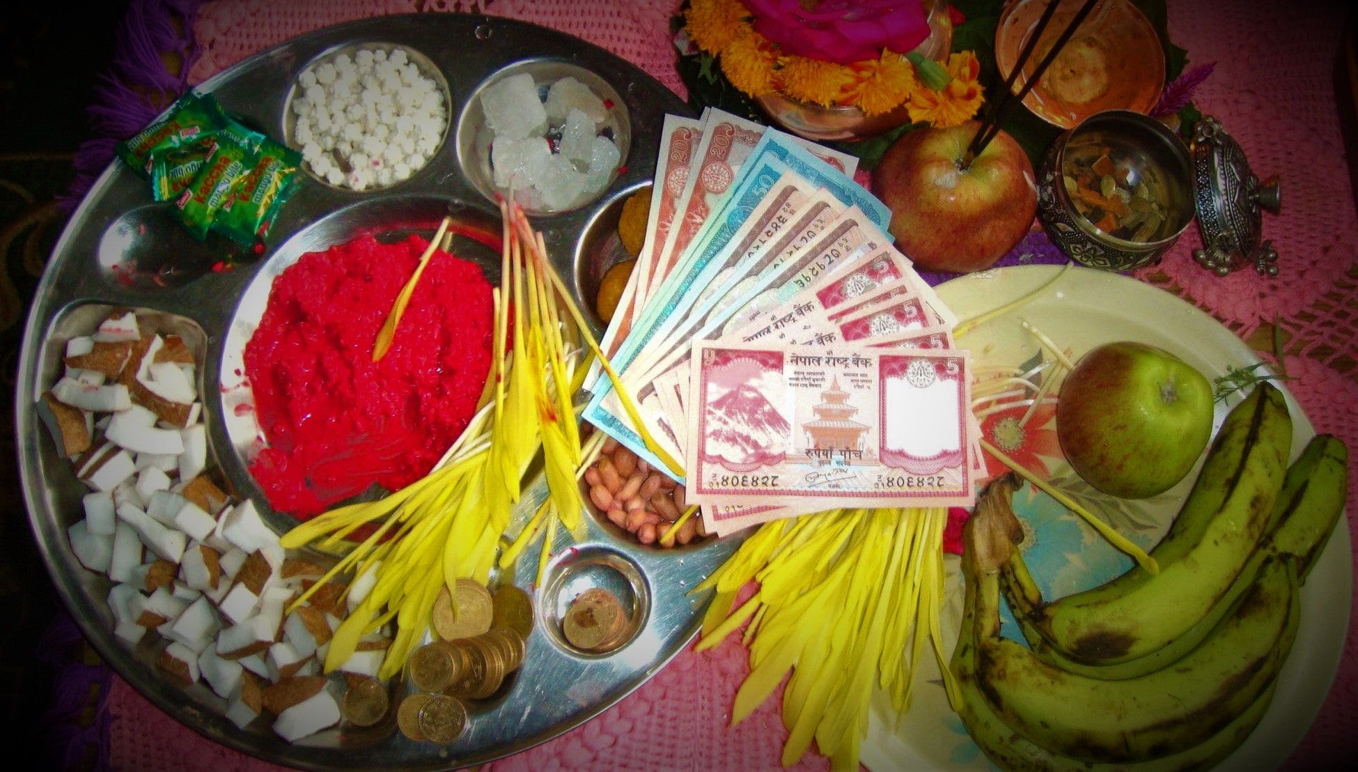 महामारीको बेला यसरी मनाउने दसैं ! image