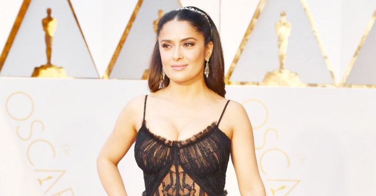 मेक्सिकन मुलकी अभिनेत्री सलमाकाे लक्ष्मी देवीप्रति अास्था image