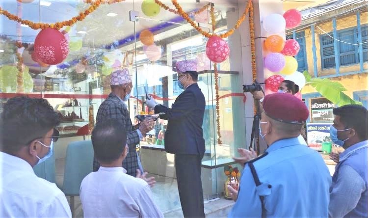 नयाँ भवनबाट विशेष सेवाकासाथ भैरहवा सुनचाँदी पसल संचालन