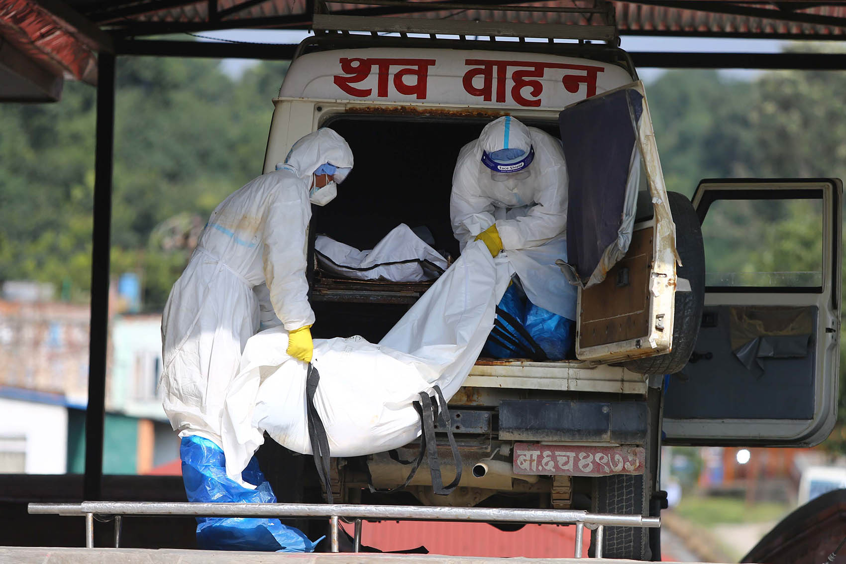 थप २३ जनाको मृत्यु, नेपालमा संक्रमितको संख्या २ लाख २७ हजार नाघ्यो image