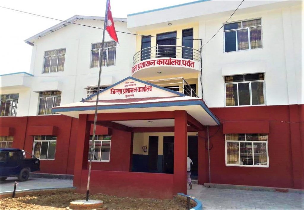 चार स्थानीय तहमा लकडाउन