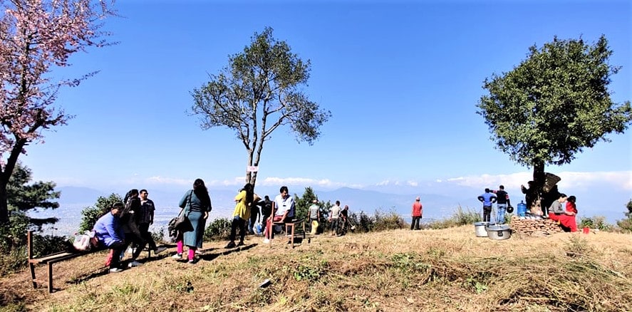 पर्यटकीय गन्तव्य रानीकोट गडीकाे सरसफाई