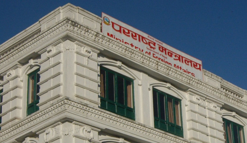 नयाँ परराष्ट्र नीति : छिमेकीसहित सबै मुलुकसँग सन्तुलित सम्बन्ध image