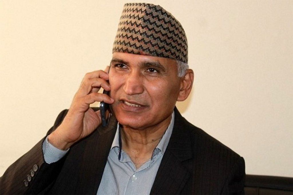कसैले चाहदैमा सरकार ढल्दैनः पौडेल