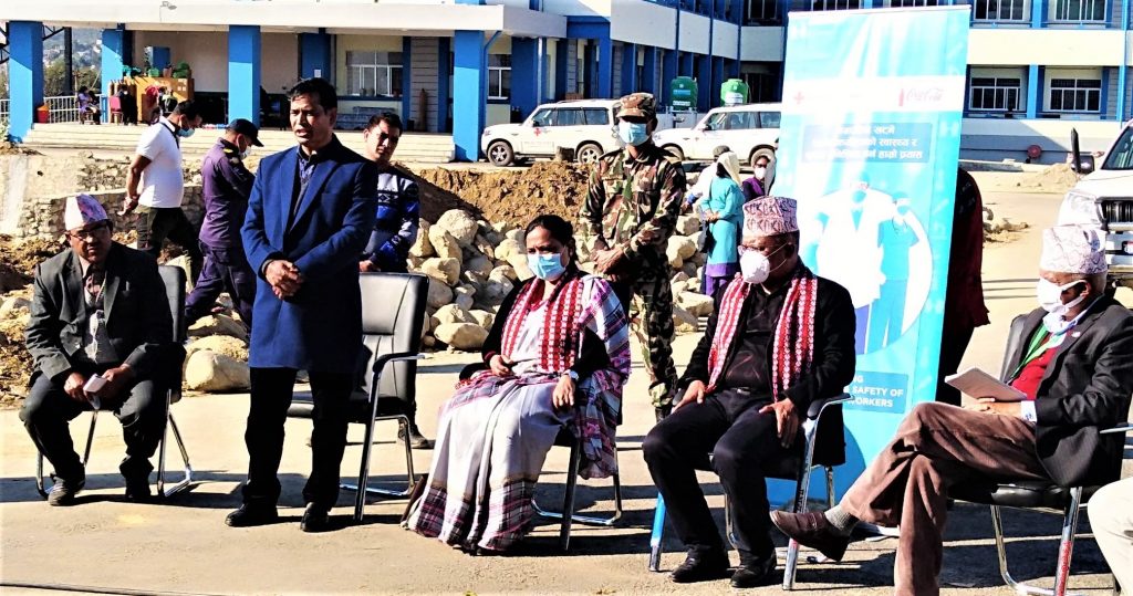 कर्णाली र लुम्बिनीमा भेन्टिलेटर वितरण