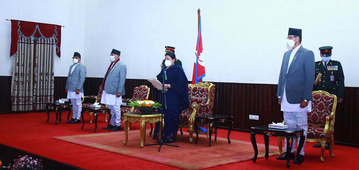 प्रधानमन्‍त्री ओलीले गरे मन्‍त्रिपरिषद् विस्तार : को बने नयाँ मन्‍त्री, कसको मन्‍त्रालय फेरियो ? image