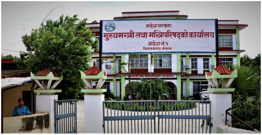 सांसद तानातान, ‘चुनाव खर्च दिने देखि मन्त्री बनाउने सम्मको अफर’ image