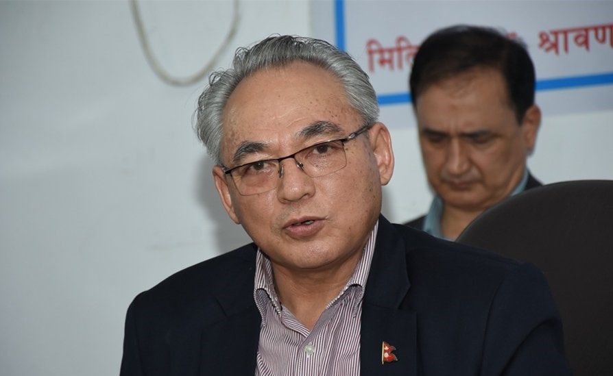 राजावादीको षड्यन्त्रमा नेकपा विभाजन : गृहमन्त्री image