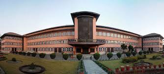 अधिवक्ता डा.रेग्मीले गरेको रिट निवेदन सर्वोच्च अदालतद्धारा खारेज image