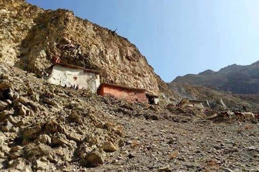 गुम्बाका मूर्ति हराउँदै image
