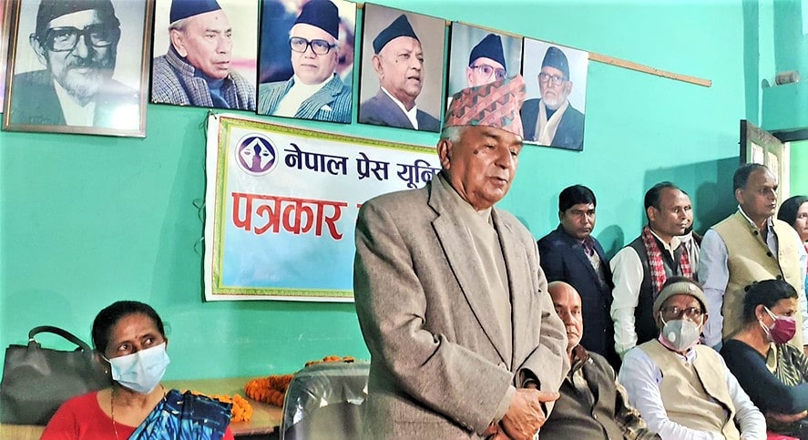 फैसला नजिकिदै गर्दा अत्तालिए ओली: रामचन्द्र पौडेल