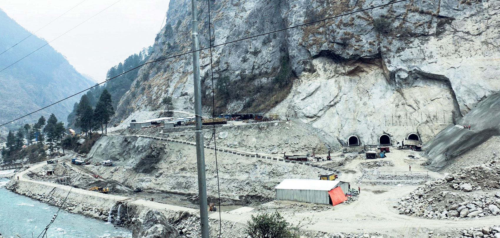 रसुवागढी जलविद्युत् आयोजनाका उपकरण जडानमा ढिलाइ image
