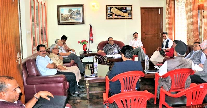 सत्ता समीकरणका लागि माओवादी केन्द्र बैठक बस्दै