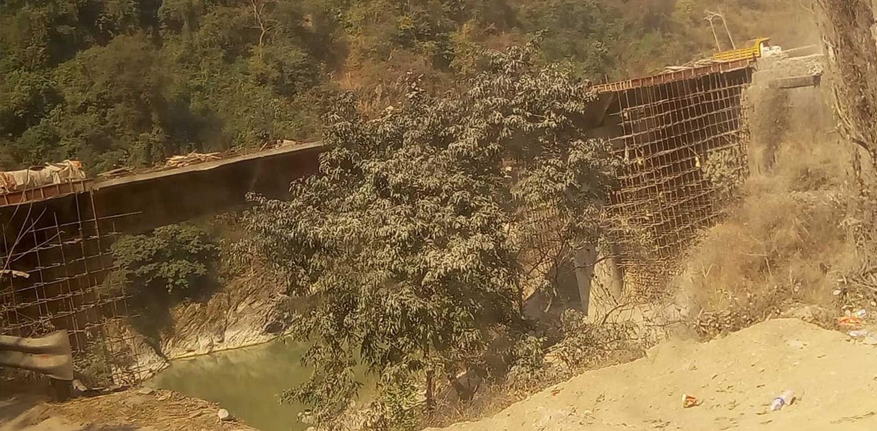 नारायणगढ-मुग्लिन सडक बिहान १०:३० देखि दिउँसो ३ बजेसम्म एक हप्ता बन्द image