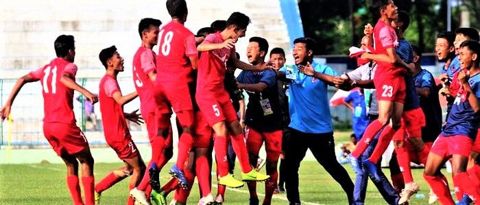 नेपाल र बंगलादेश भिड्दै, फाइनलमा पुग्ने दाउमा नेपाल image