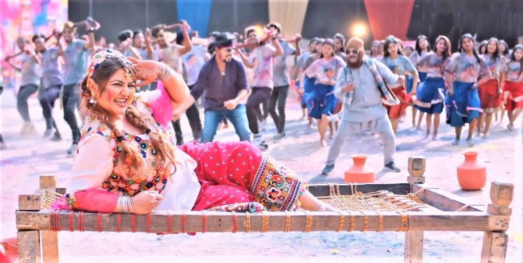 ‘धनियाँ के होली’मा दीपाश्री