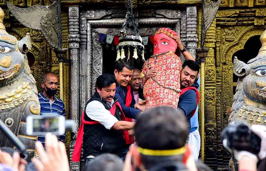 रातो मच्छिन्द्रनाथको महास्नान सम्पन्न image