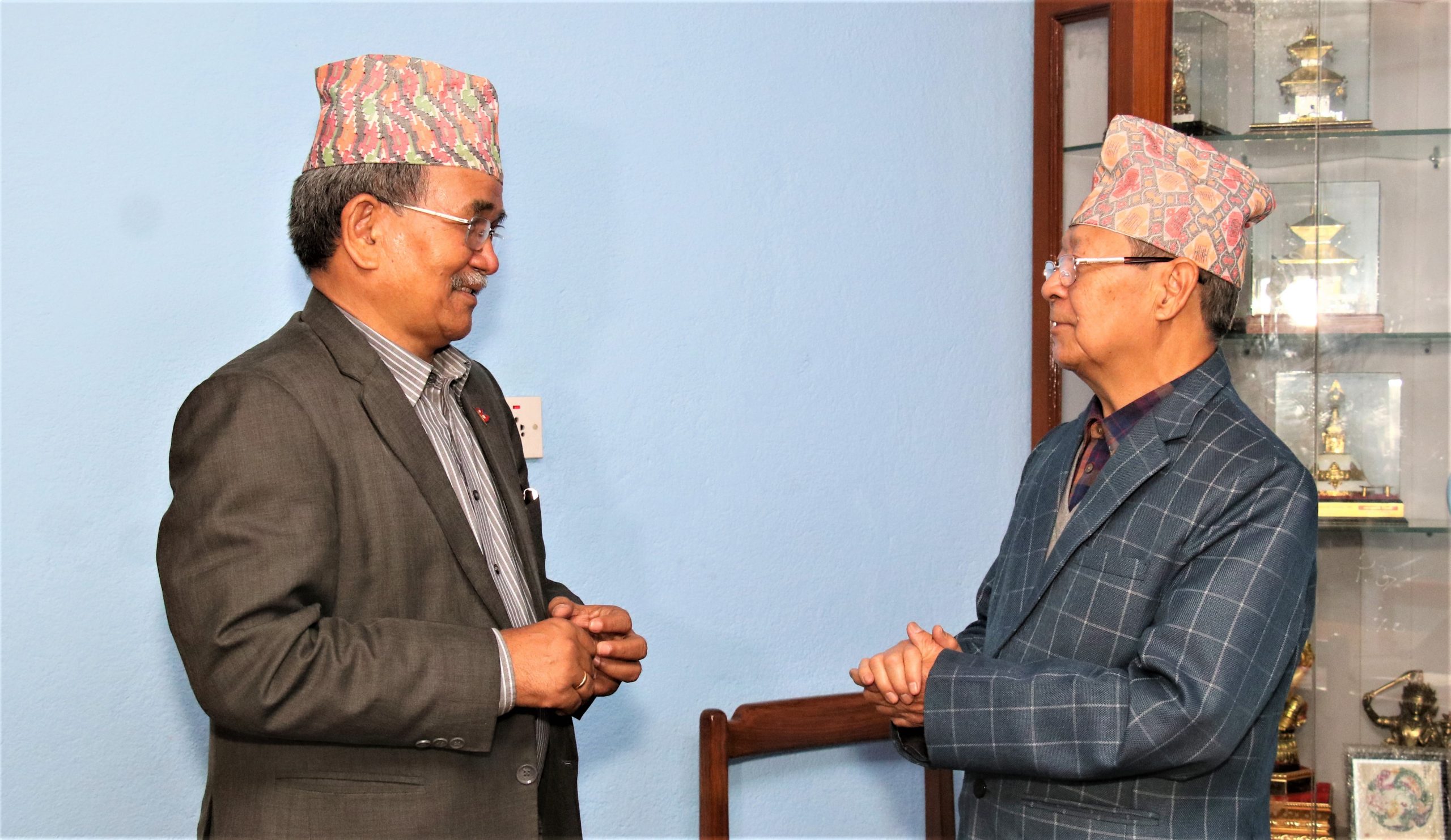 प्रमुख चिरिबाबु महर्जन र अध्यक्ष बिजुक्छेँबीच भेट image