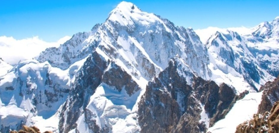 दृष्टिविहीन केसीको सगरमाथा चढ्ने साहस image