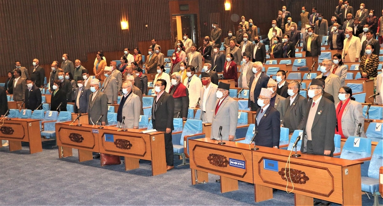 पुनर्स्थापित संसद्बै : ठक कम, स्थगन धेरै image