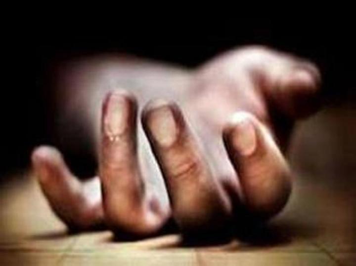 ढुङ्गाले च्यापेर एकको मृत्यु