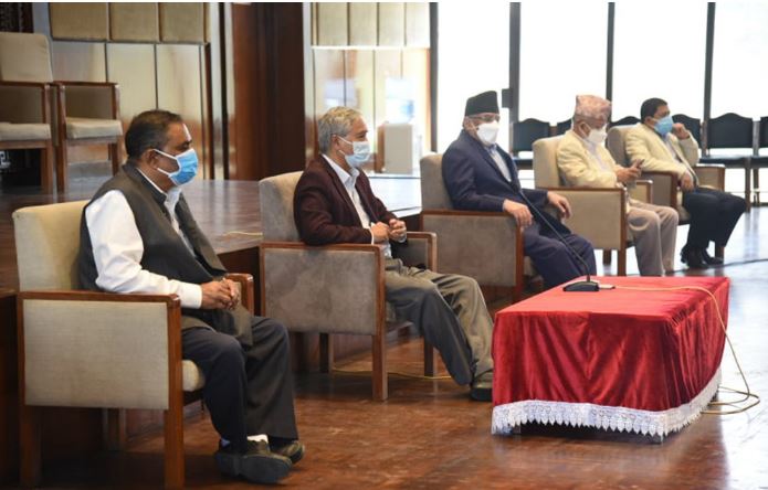संवैधानिक इजलासप्रति गठबन्धन सशंकित image