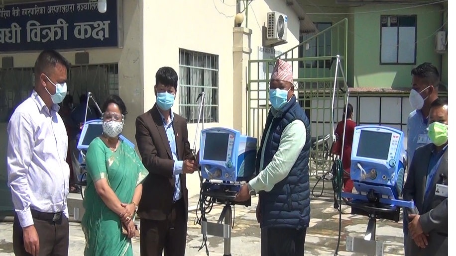कोरियामैत्री अस्पताललाई महानगरको भेन्टिलेटर सहयोग