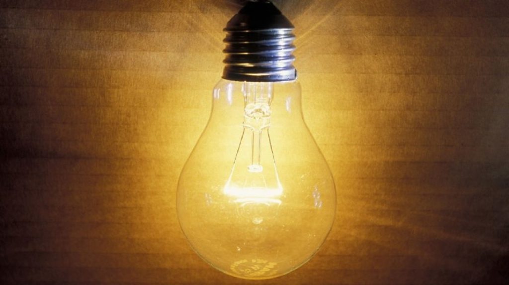 नहरमा बालुवा थुप्रिँदा विद्युत् सेवा अवरुद्ध