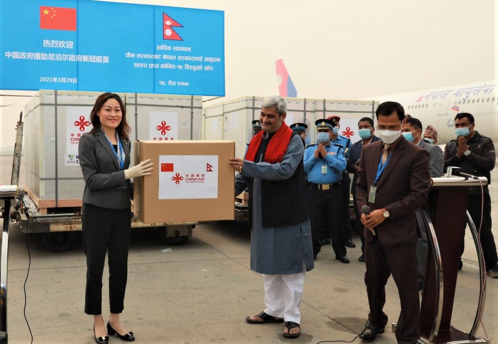 चिनियाँ अनुदानको खोप आज नेपाल आउँदै