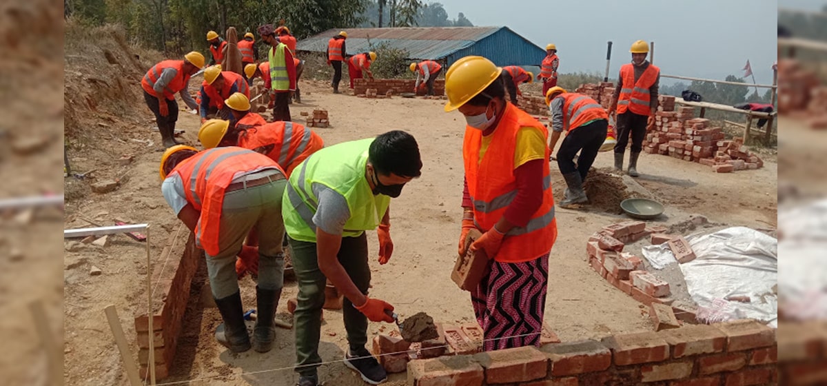 कोरोना प्रभावित घरधुरीलाई रोजगारी image