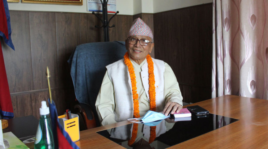 लुम्बिनी प्रदेश प्रमुख शेरचनद्वारा पदभार ग्रहण image