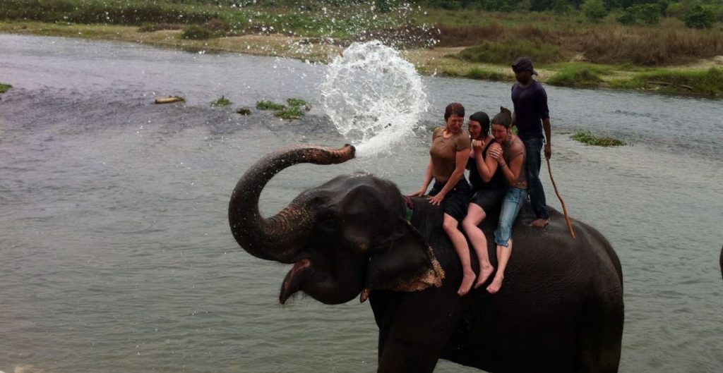 संरक्षण क्षेत्रमा खटिएका यी हस्ती