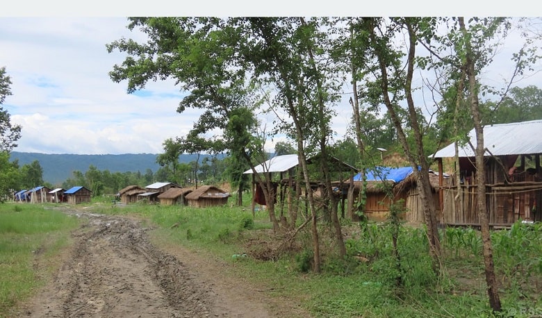 न रोजगारी छ न खेती गर्ने जमीन