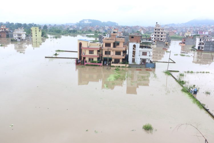 बाढीका कारण बस्ती डुबानमा