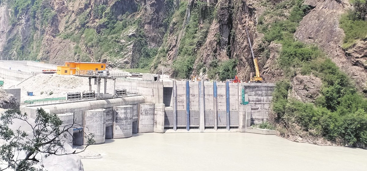 बल्ने भयो माथिल्लो तामाकोशी, प्रधानमन्त्रीले उद्घाटन गर्दै image