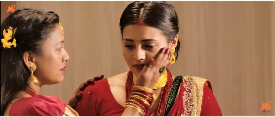 कोरनाले थला परेपछि आफ्नो प्रिय मान्छेलाई भावुक बनाउँने ‘ऐना हेरी हेरी’ सार्वजनिक (भिडियोसहित) image