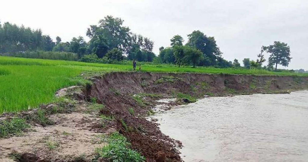 स्याली नदीे कटानले मरघटैया उच्च जोखिममा