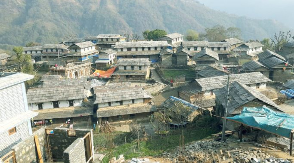 ताराखोला बन्दैछ ‘स्टोन भिलेज’