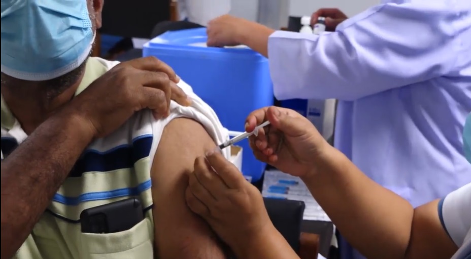 पहिलो चरणमा पोखराका २५ सय पर्यटनकर्मीले लगाए खोप