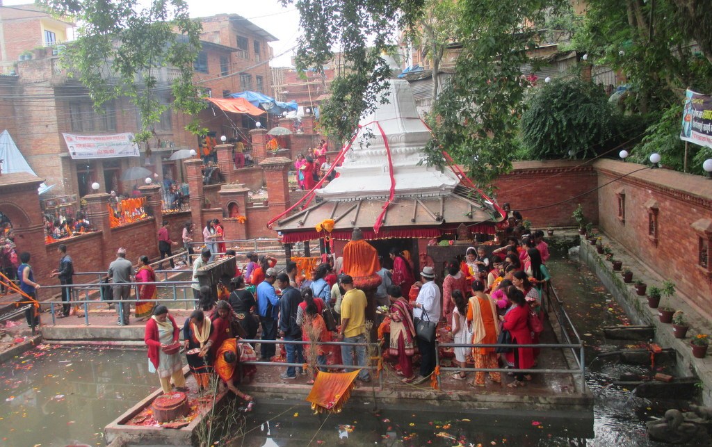 दहचोकमा इन्द्रजात्रा मेला