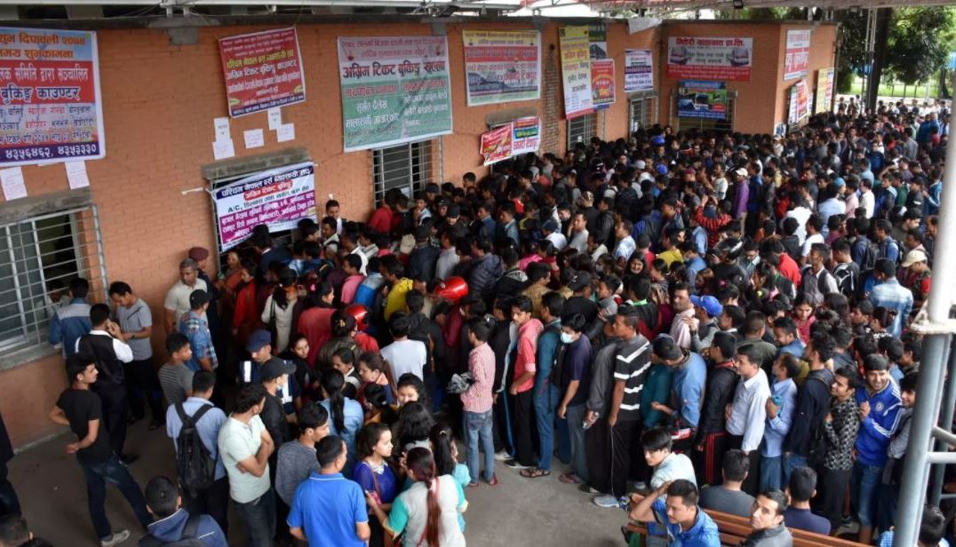 नयाँ बसपार्कबाट १७ हजारले लिए अग्रिम बस टिकट image